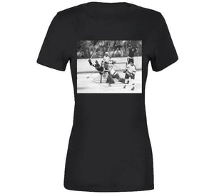 Bobby Orr Classic Score and Soar Famous Photo Boston Hockey Fan v2 T Shirt - image_043f8559-7162-4bcf-b382-459ad55ea71b