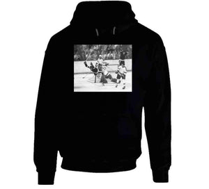 Bobby Orr Classic Score and Soar Famous Photo Boston Hockey Fan v2 T Shirt - image_6e26d2c3-af08-4ebd-ac37-56bb7416f029