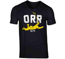 Load image into Gallery viewer, Bobby Orr Score And Soar Distressed Boston Hockey Fan T Shirt - image_a109764e-d37f-45d4-a382-823cd29d5cd1