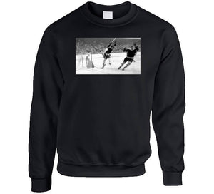 Bobby Orr Classic Score and Soar Famous Photo Boston Hockey Fan T Shirt - image_a1cee599-ca7e-450d-8022-cb90f0b3d654