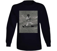 Load image into Gallery viewer, Carl Yastrzemski Legend Boston Baseball Fan Vintage Photo T Shirt - image_ad5a4e45-bd16-4e7c-a6d4-5a61618f1906
